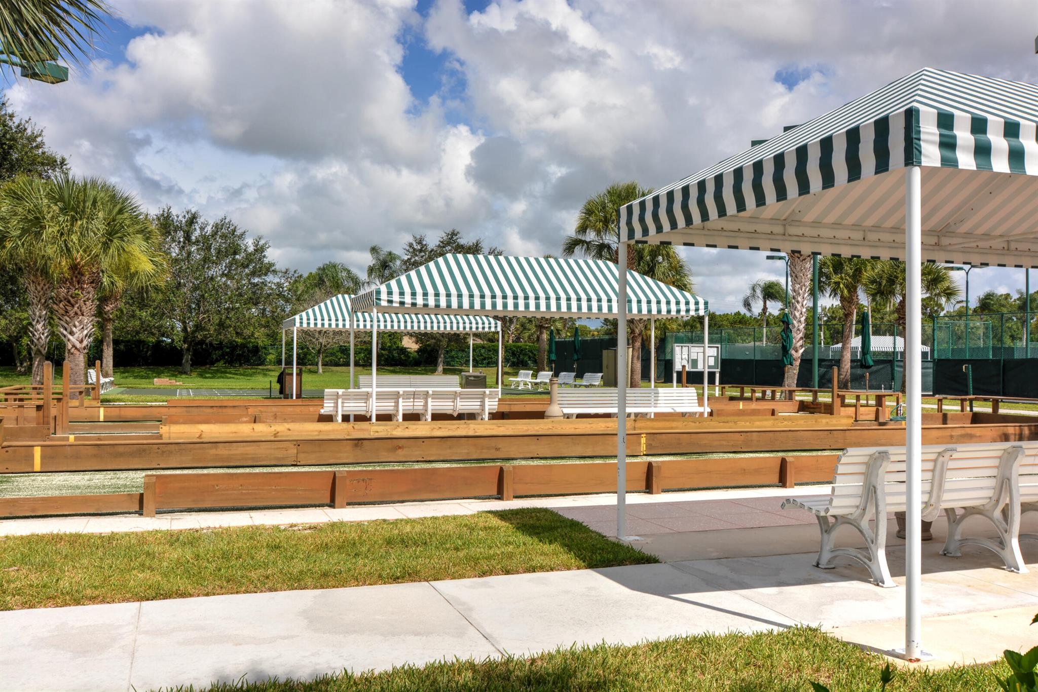 395 NW Shoreview Drive