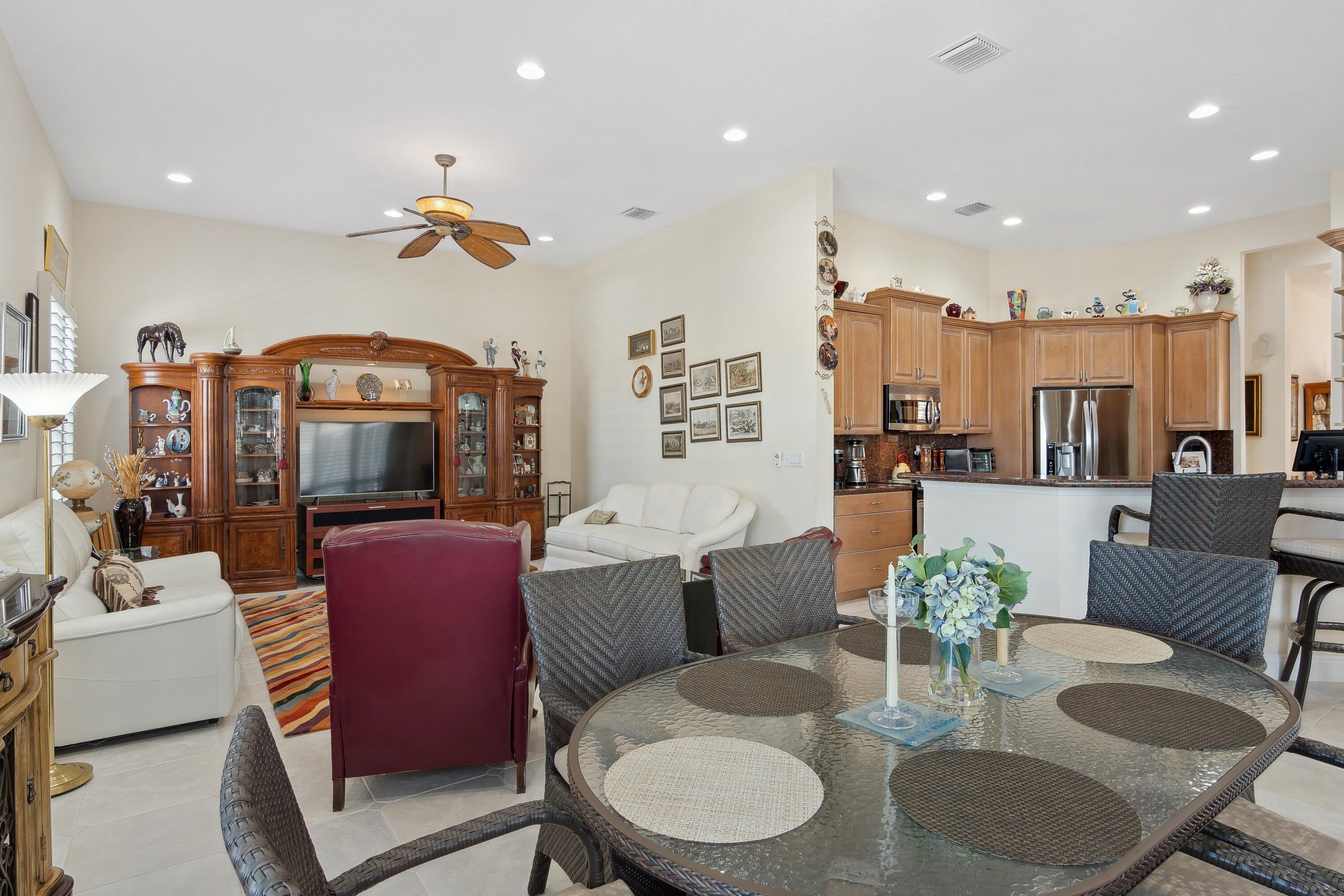 395 NW Shoreview Drive