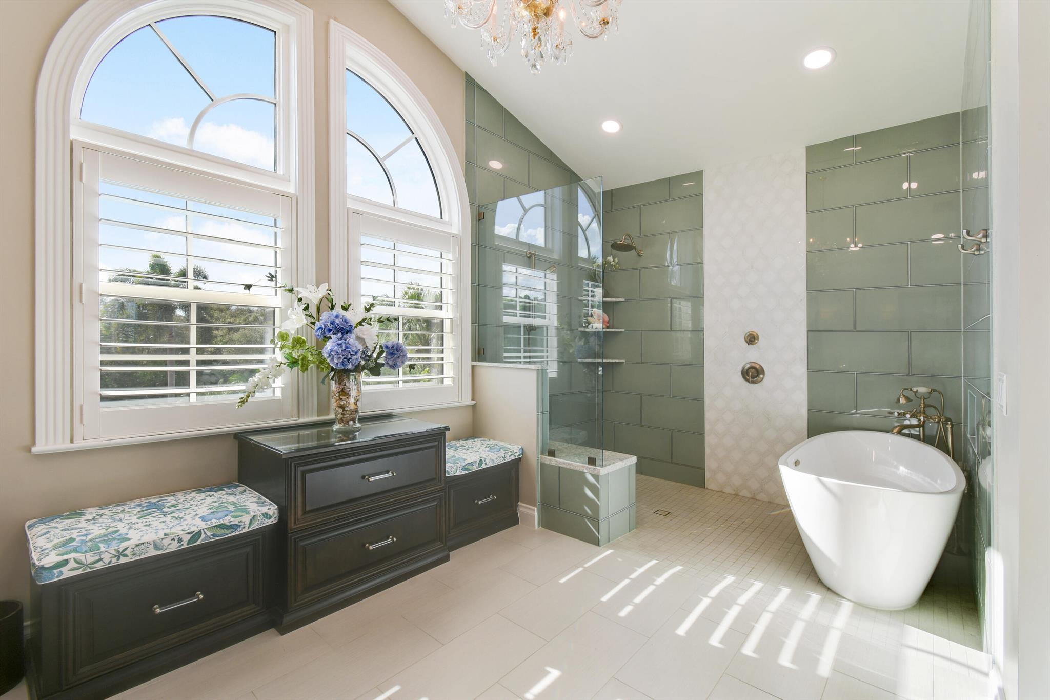 1208 NW Winters Creek Road