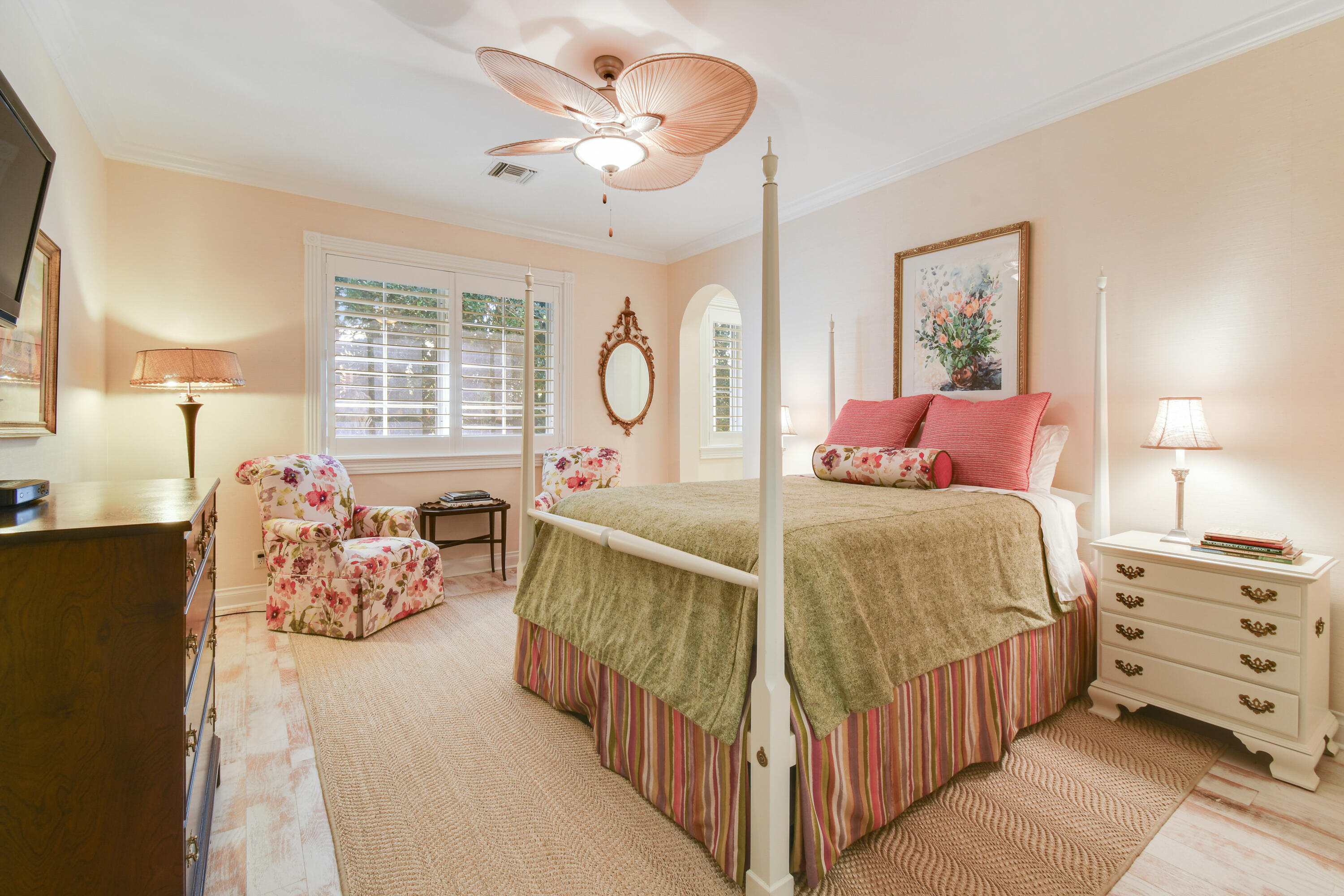 1208 NW Winters Creek Road