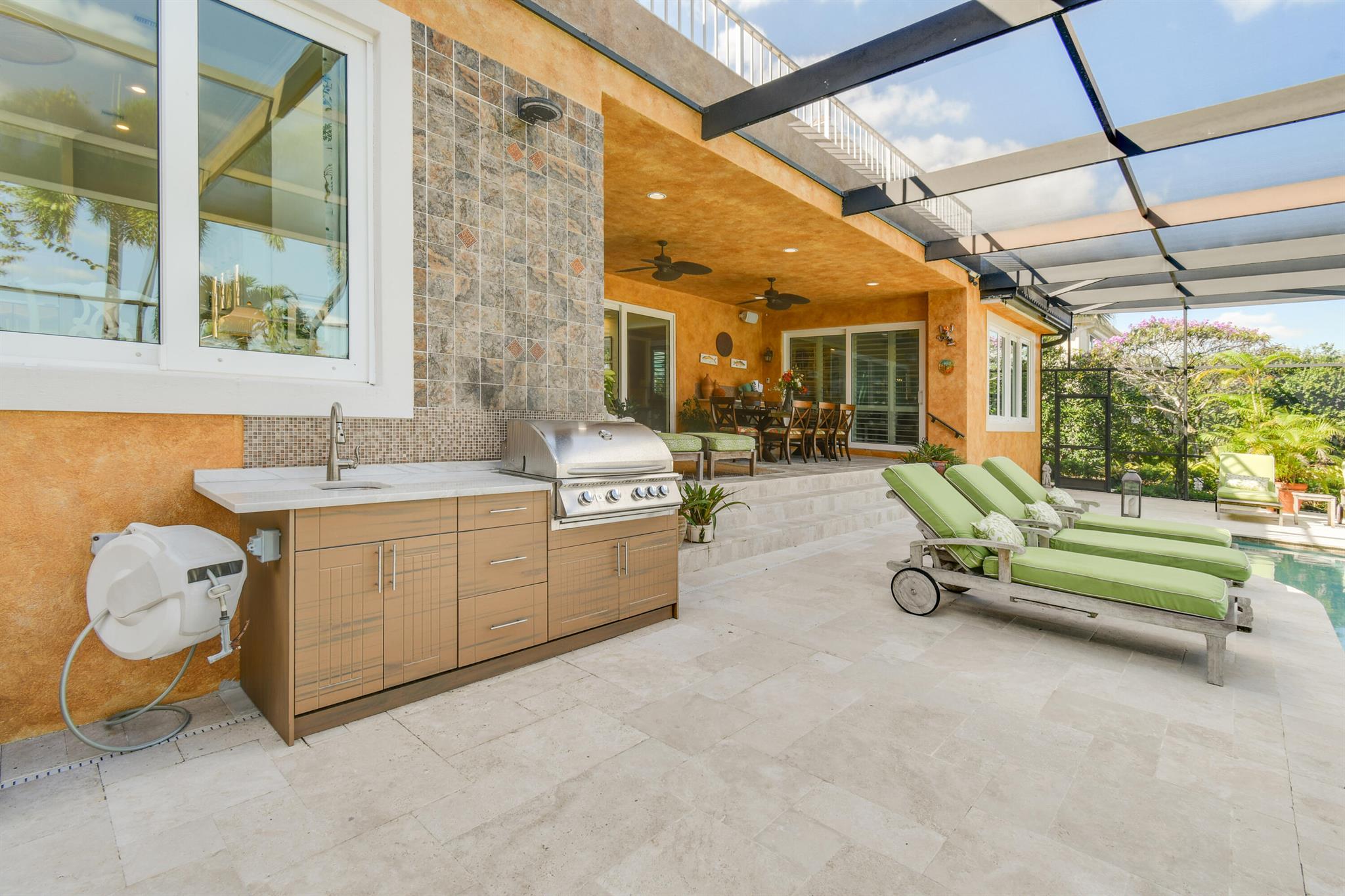 1208 NW Winters Creek Road