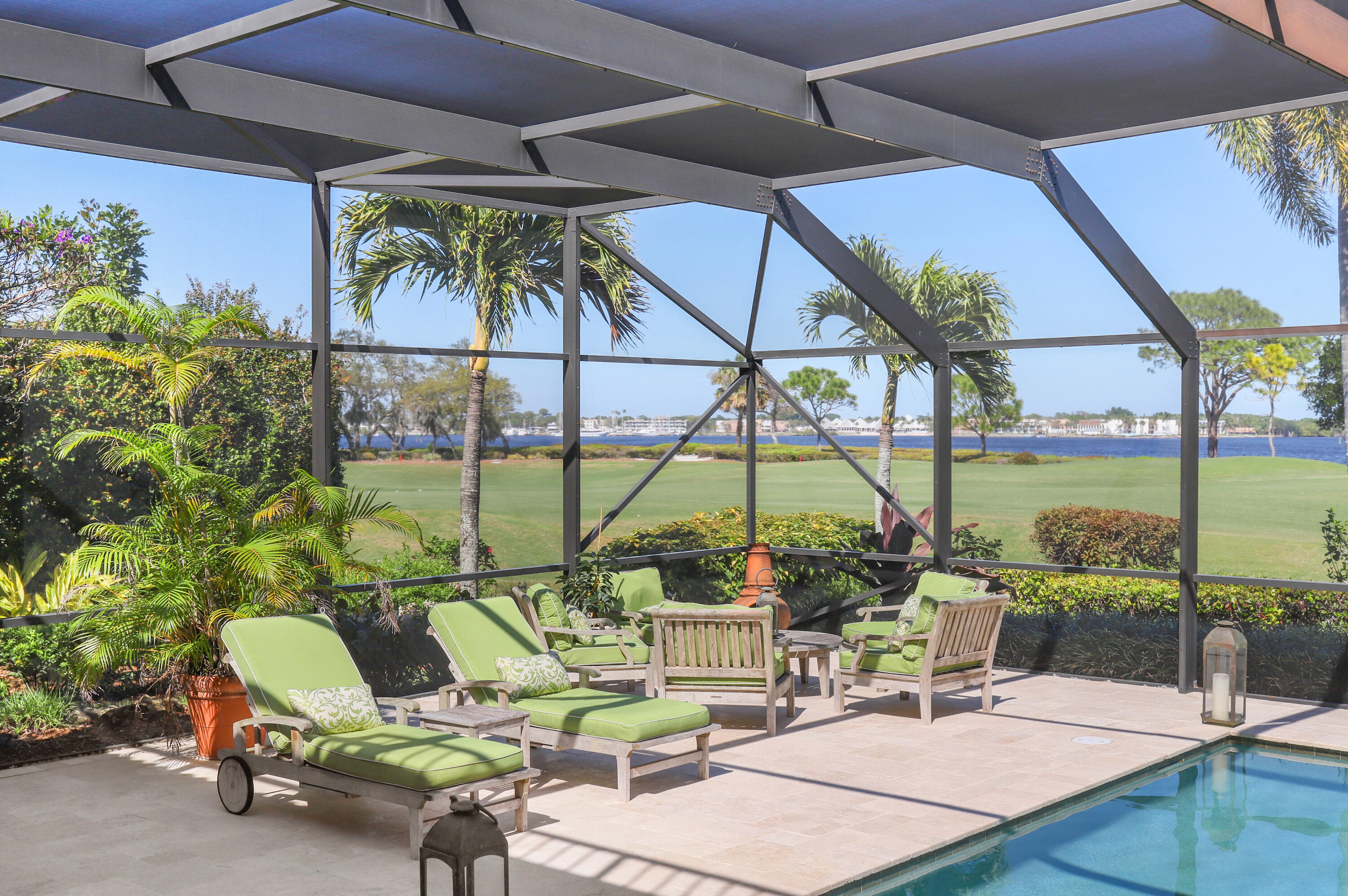 1208 NW Winters Creek Road