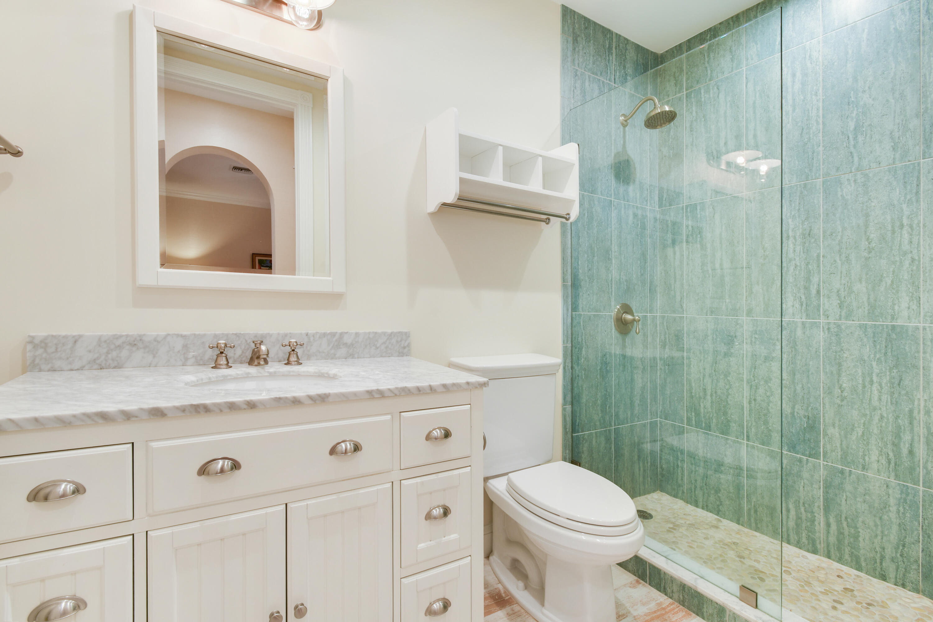 1208 NW Winters Creek Road