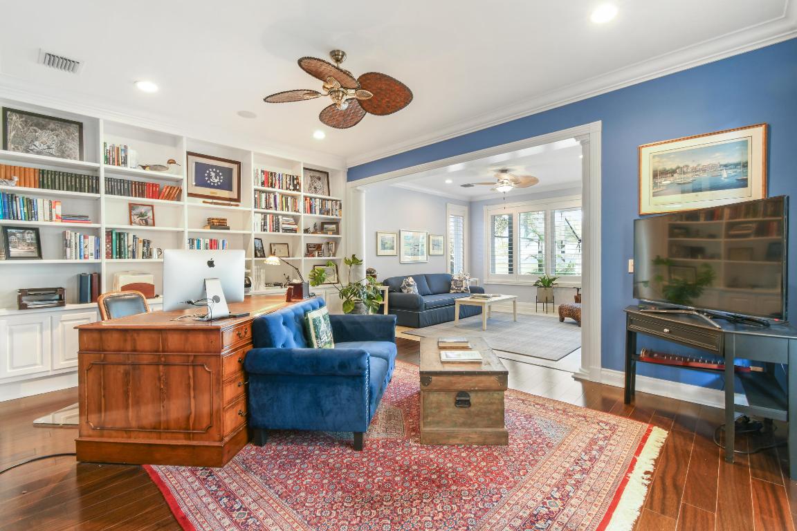 1208 NW Winters Creek Road