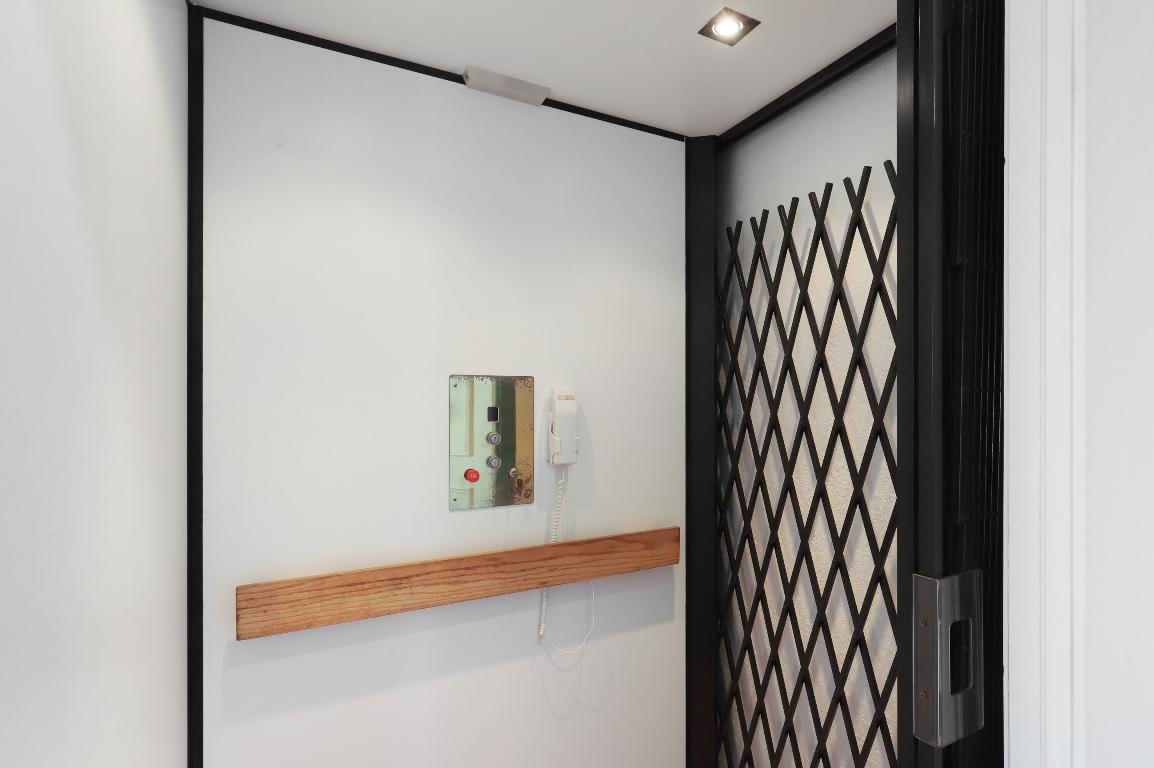 1208 NW Winters Creek Road