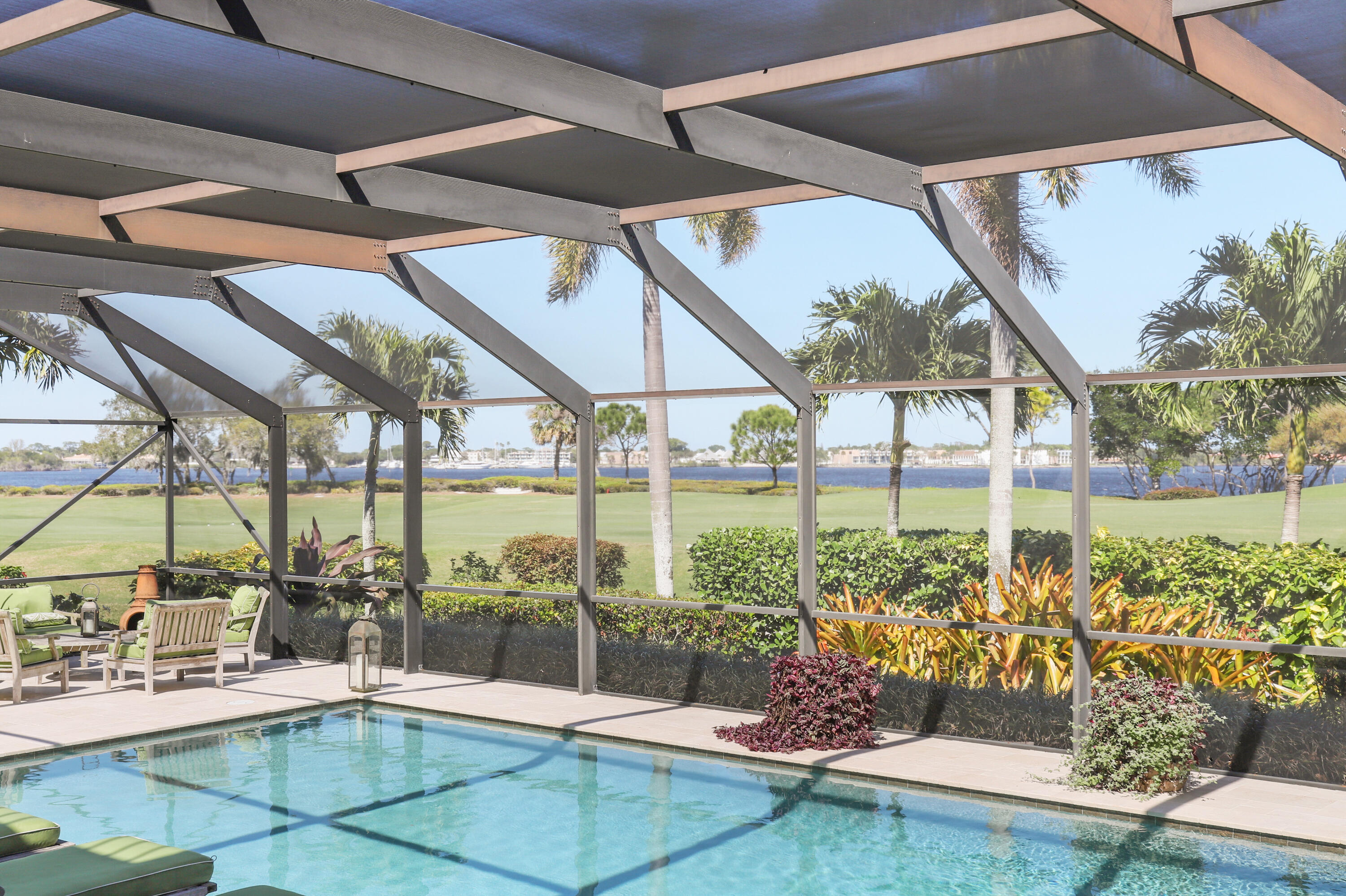 1208 NW Winters Creek Road