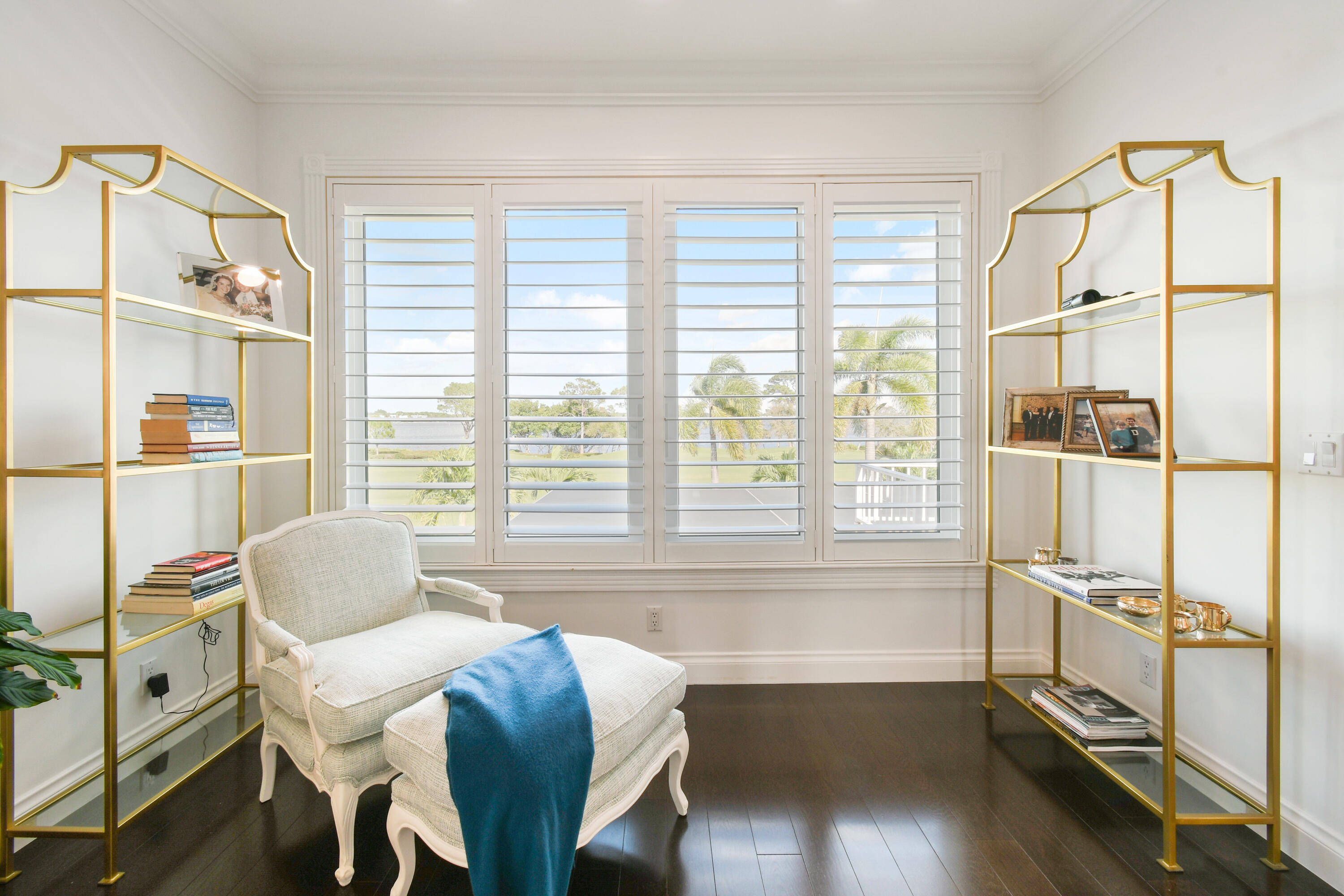 1208 NW Winters Creek Road