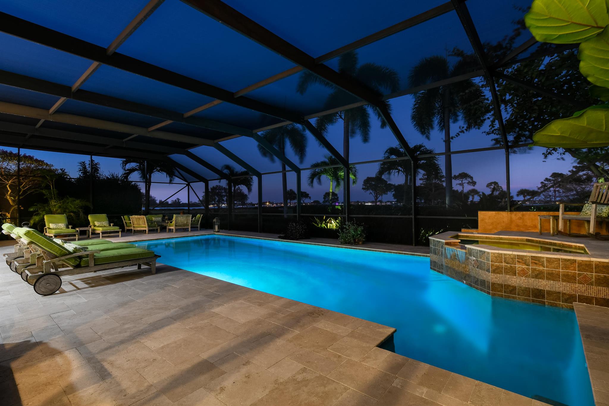 1208 NW Winters Creek Road