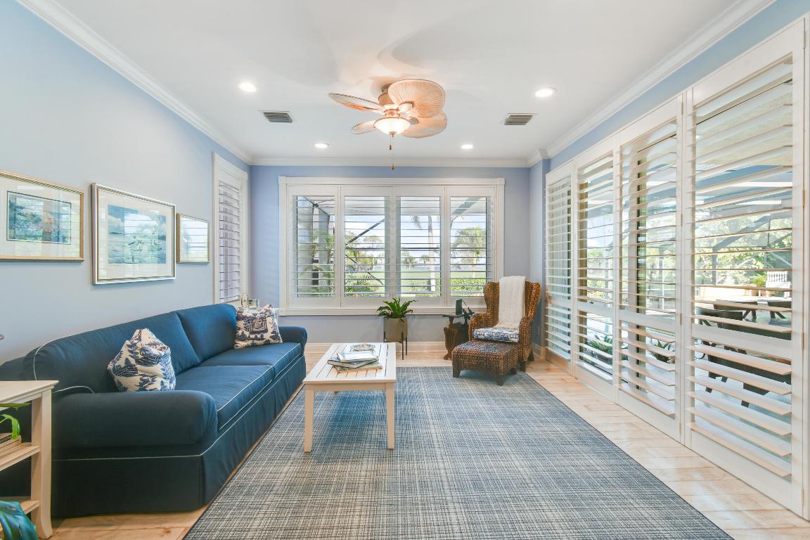 1208 NW Winters Creek Road