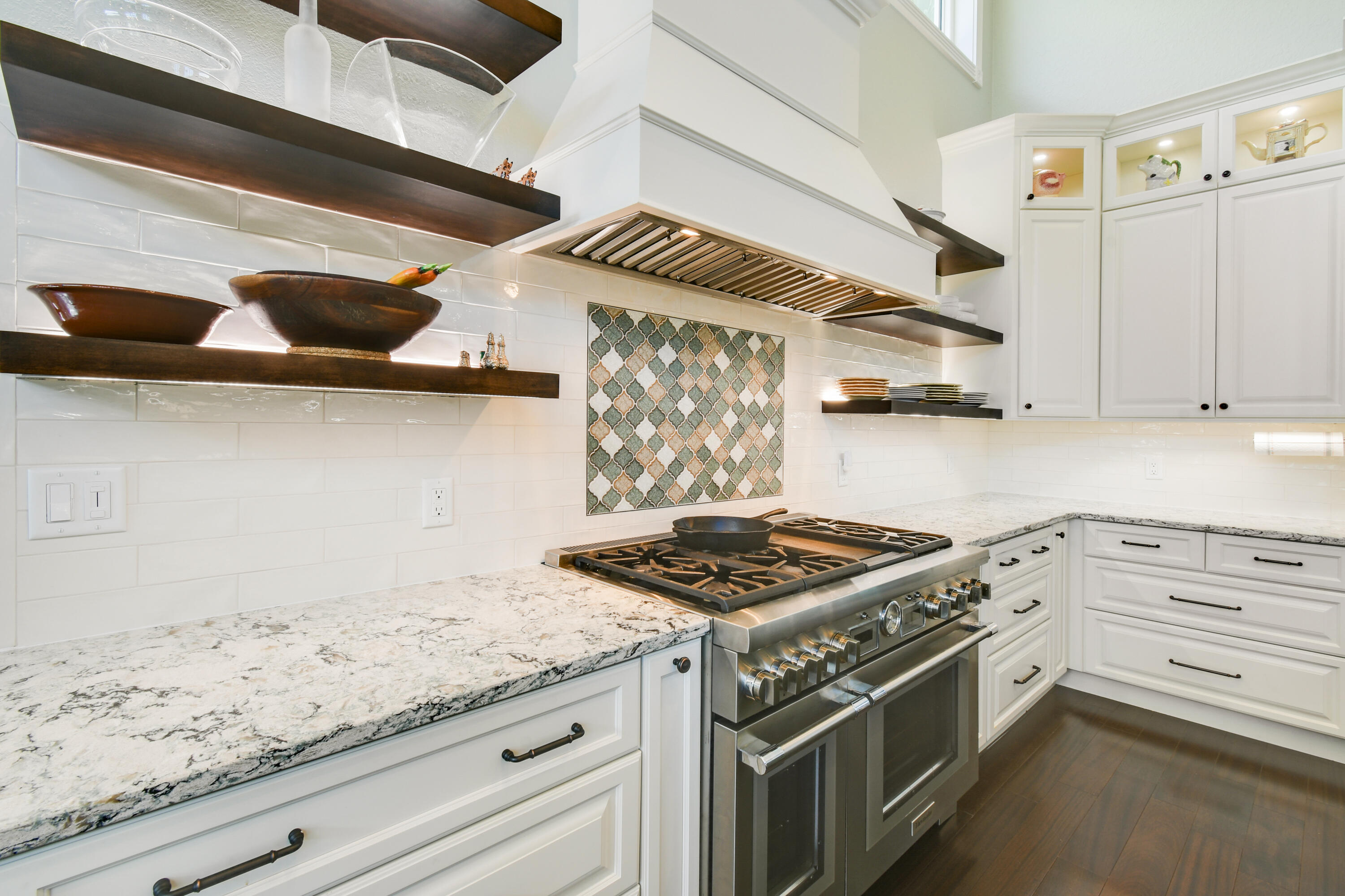 1208 NW Winters Creek Road