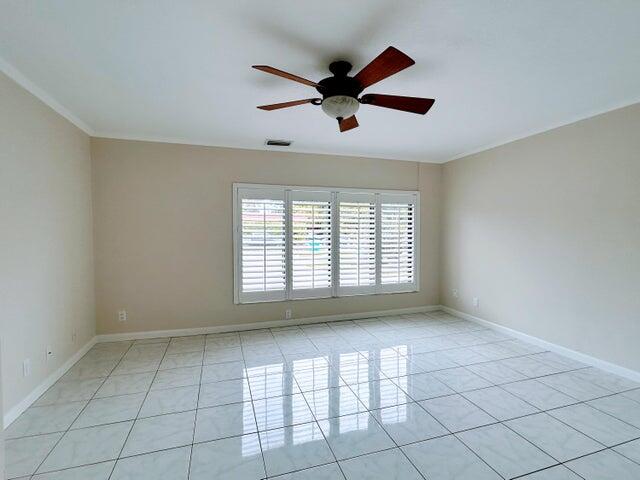 3045 S Seacrest Boulevard