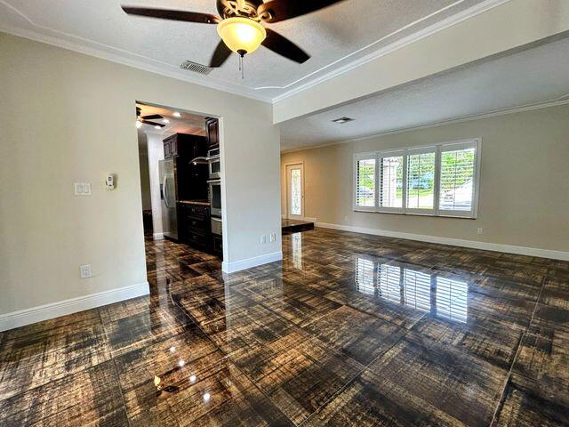 3045 S Seacrest Boulevard