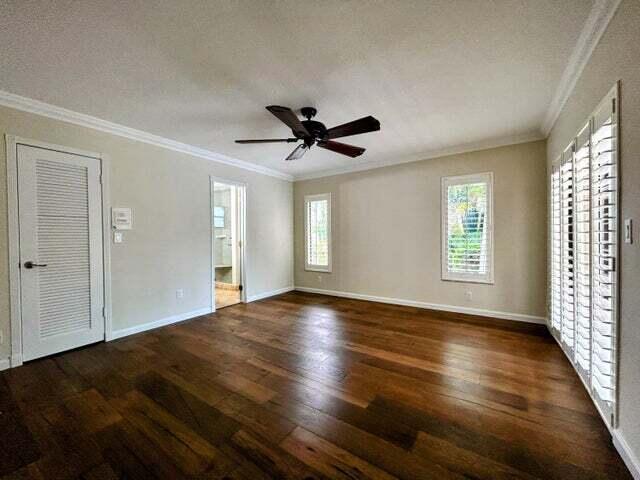 3045 S Seacrest Boulevard