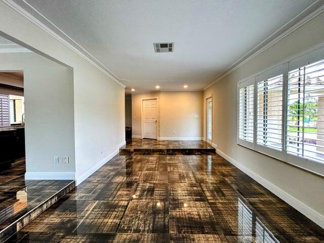 3045 S Seacrest Boulevard