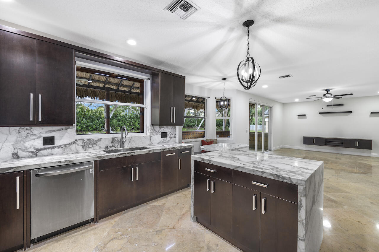 11107 Narragansett Bay Court