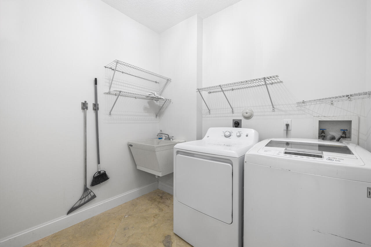 11107 Narragansett Bay Court