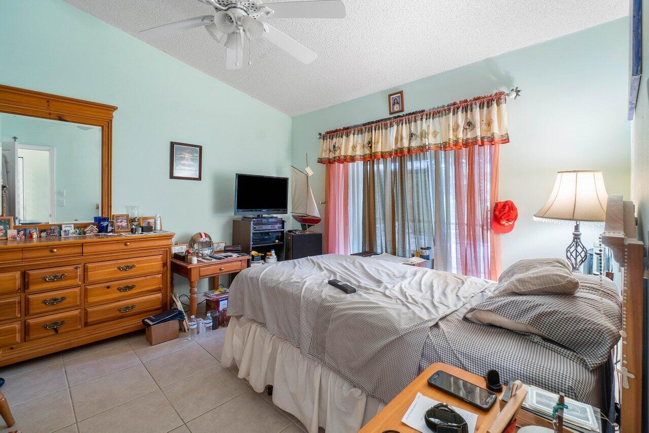 7586 Solimar Circle