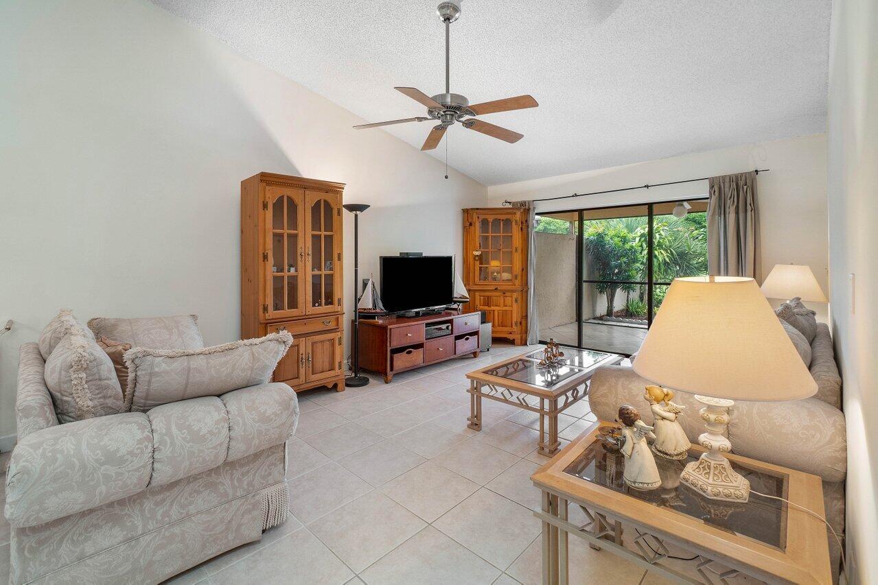 7586 Solimar Circle