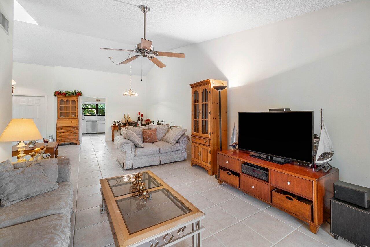 7586 Solimar Circle