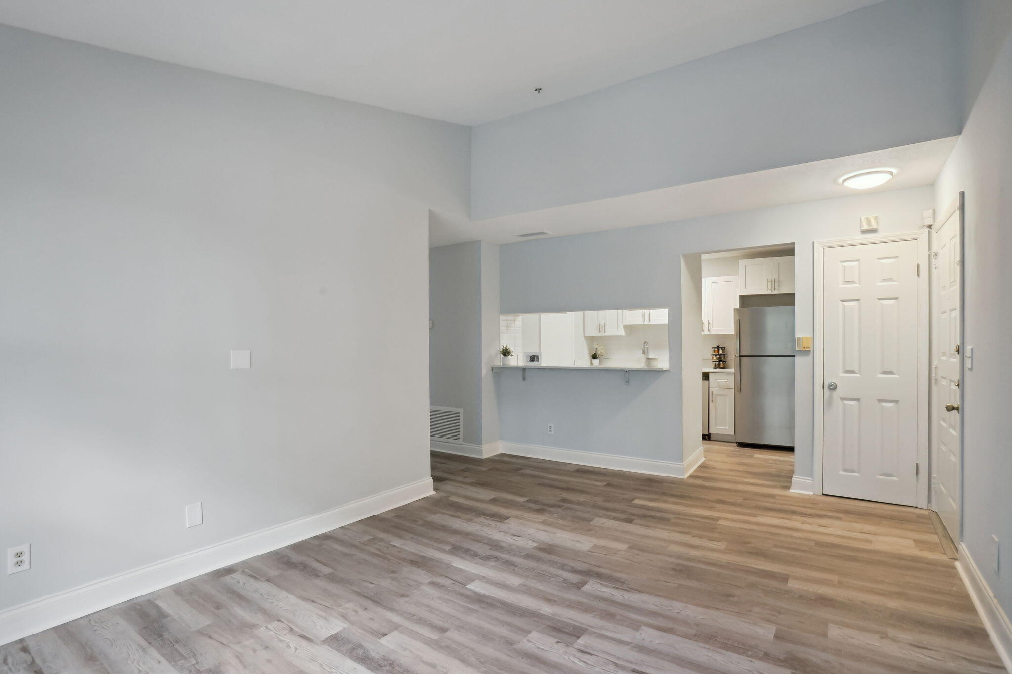 2315 N Congress Avenue 33