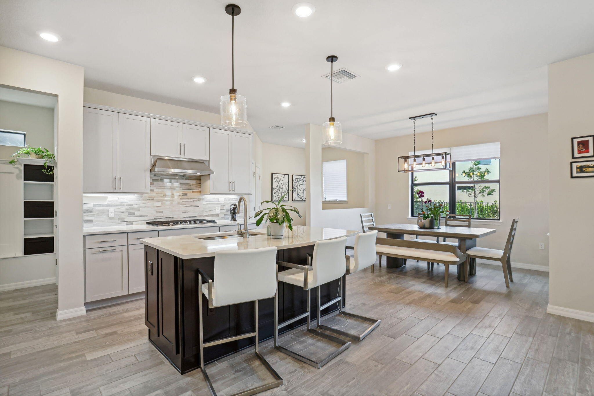 8181 Tailshot Court