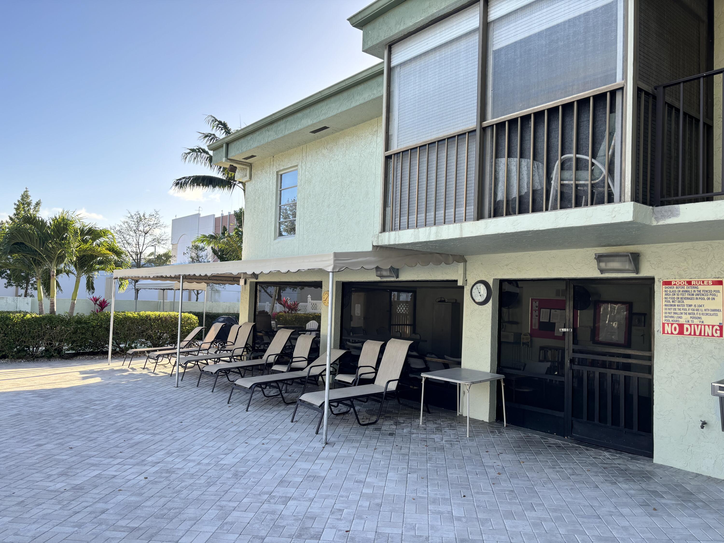 7523 S Oriole Boulevard 102