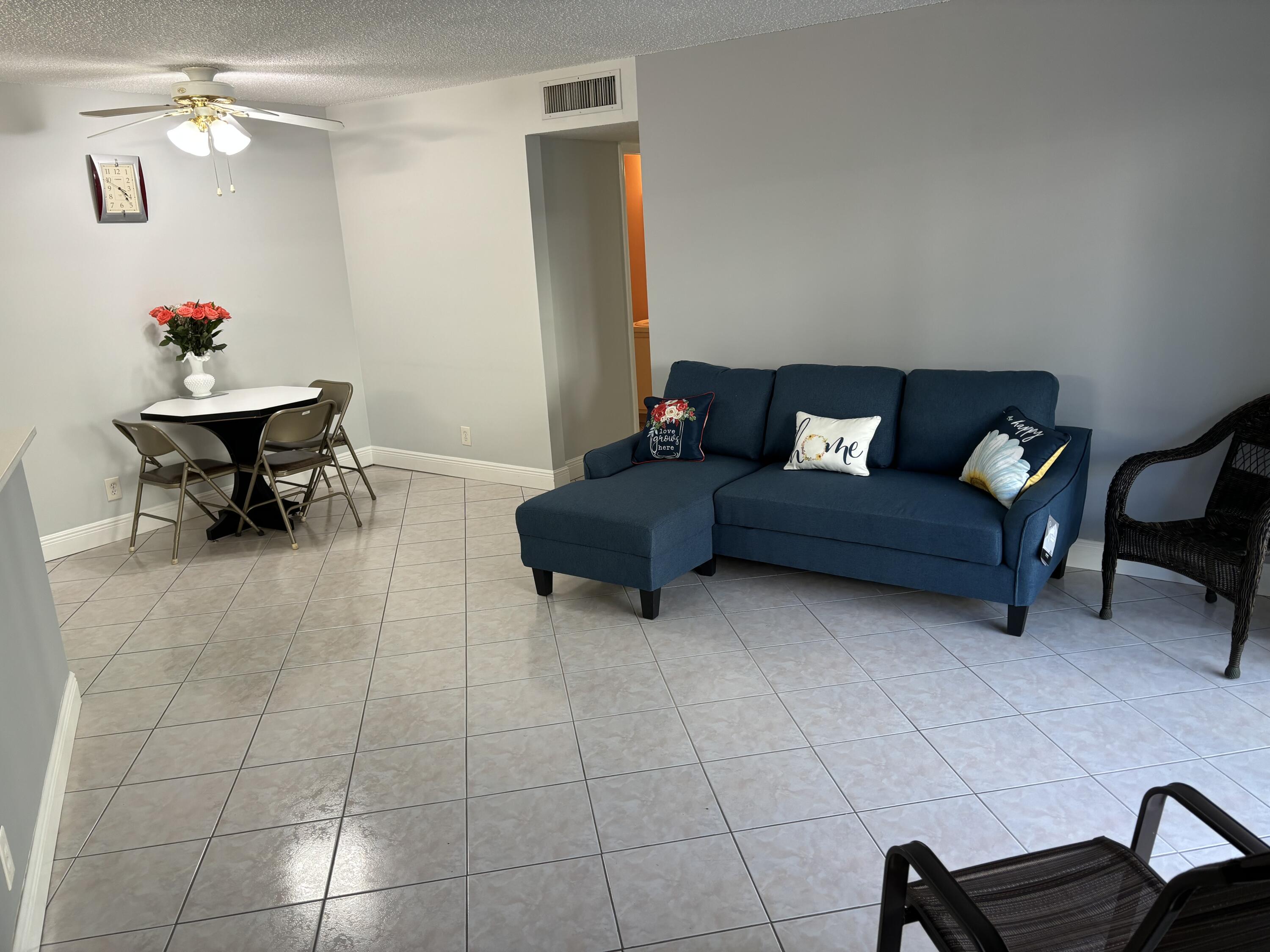 7523 S Oriole Boulevard 102