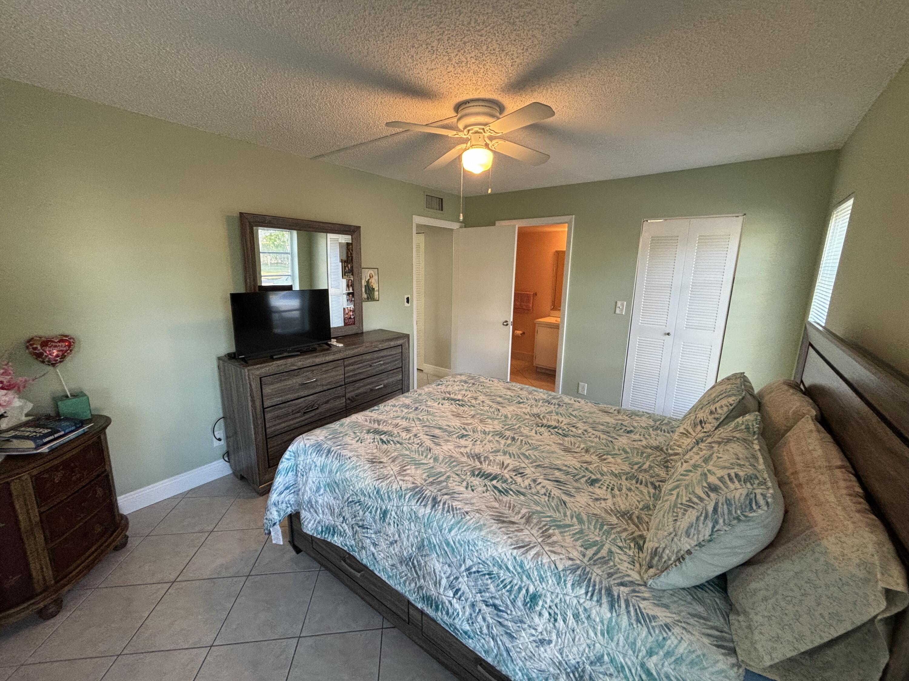 7523 S Oriole Boulevard 102