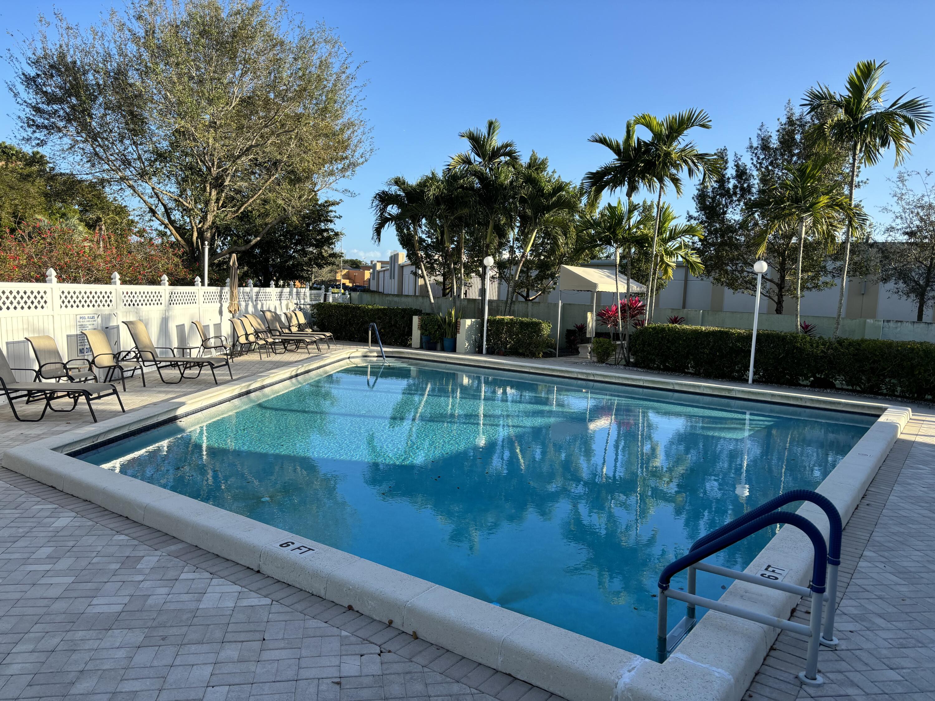 7523 S Oriole Boulevard 102