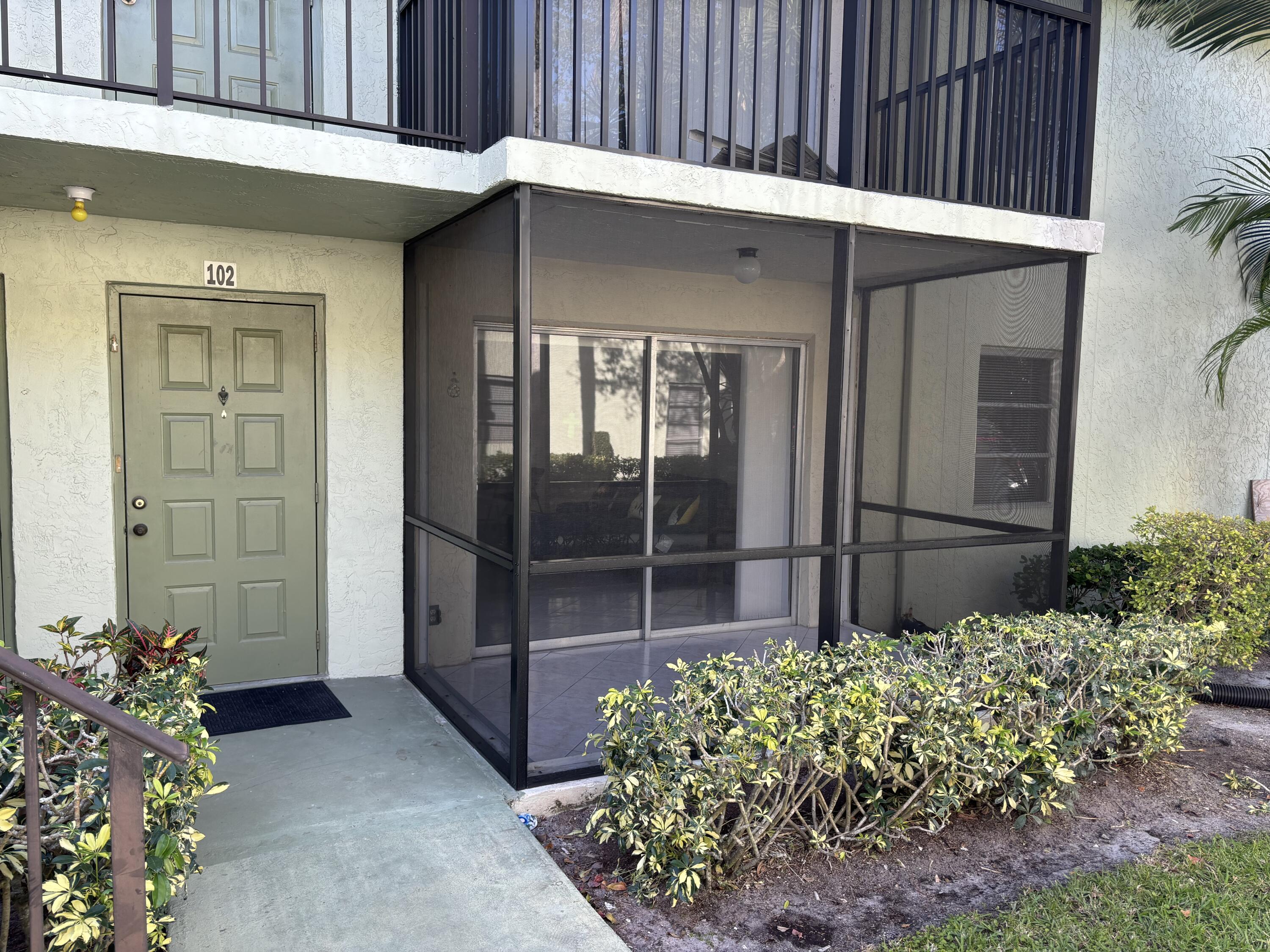 7523 S Oriole Boulevard 102