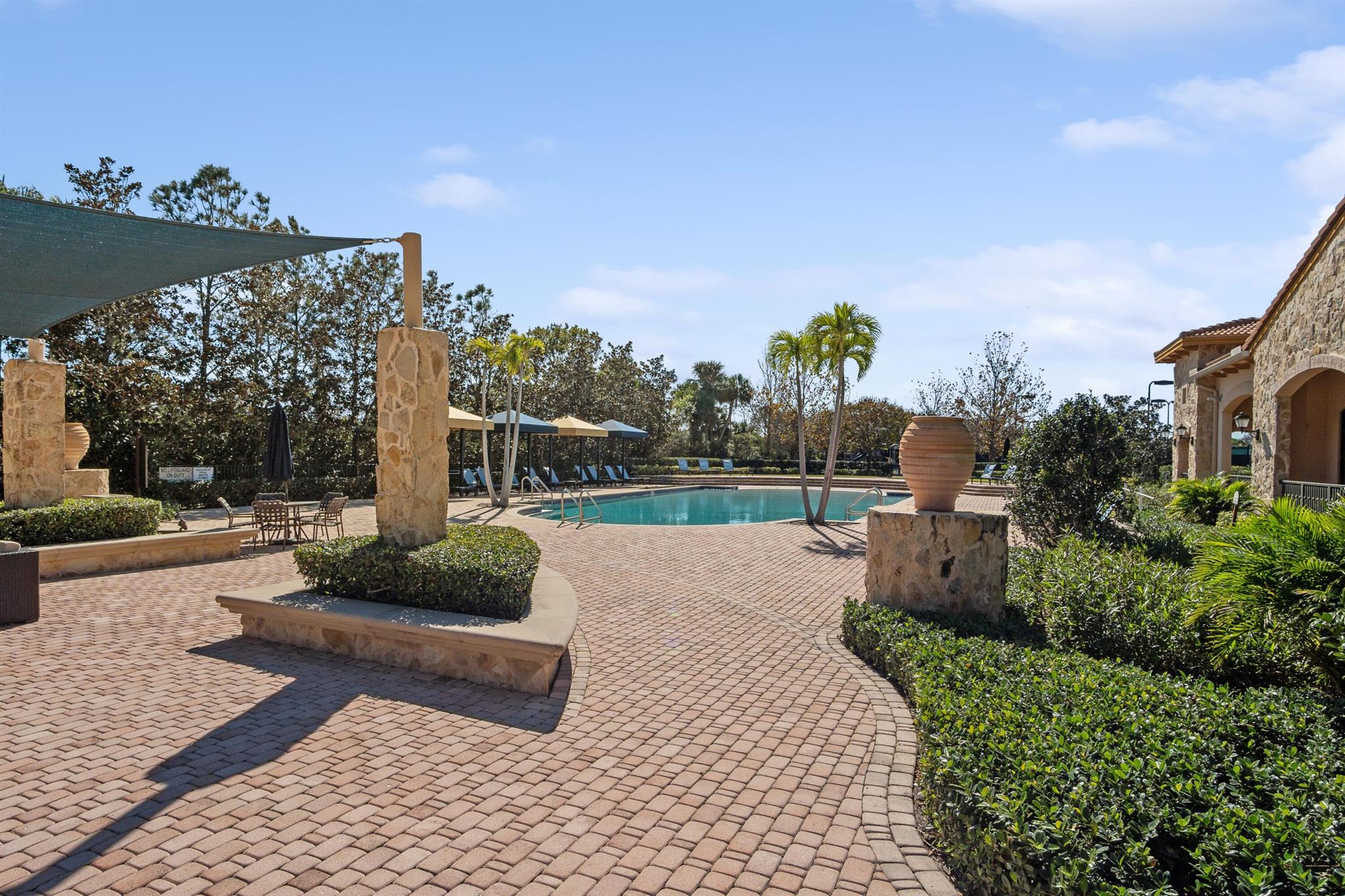 242 Tresana Boulevard 74