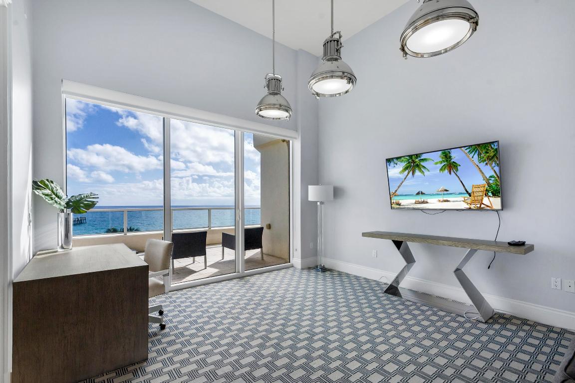 3000 S Ocean Boulevard Ph4