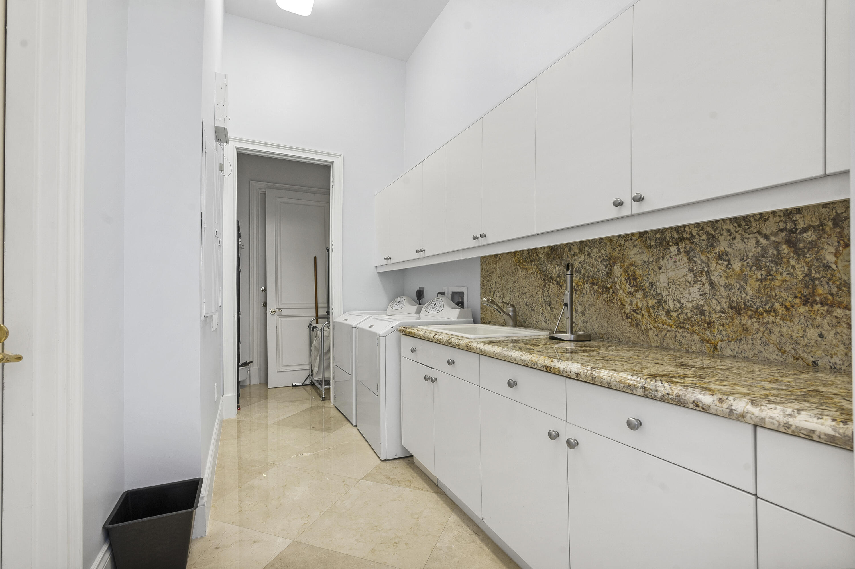 3000 S Ocean Boulevard Ph4