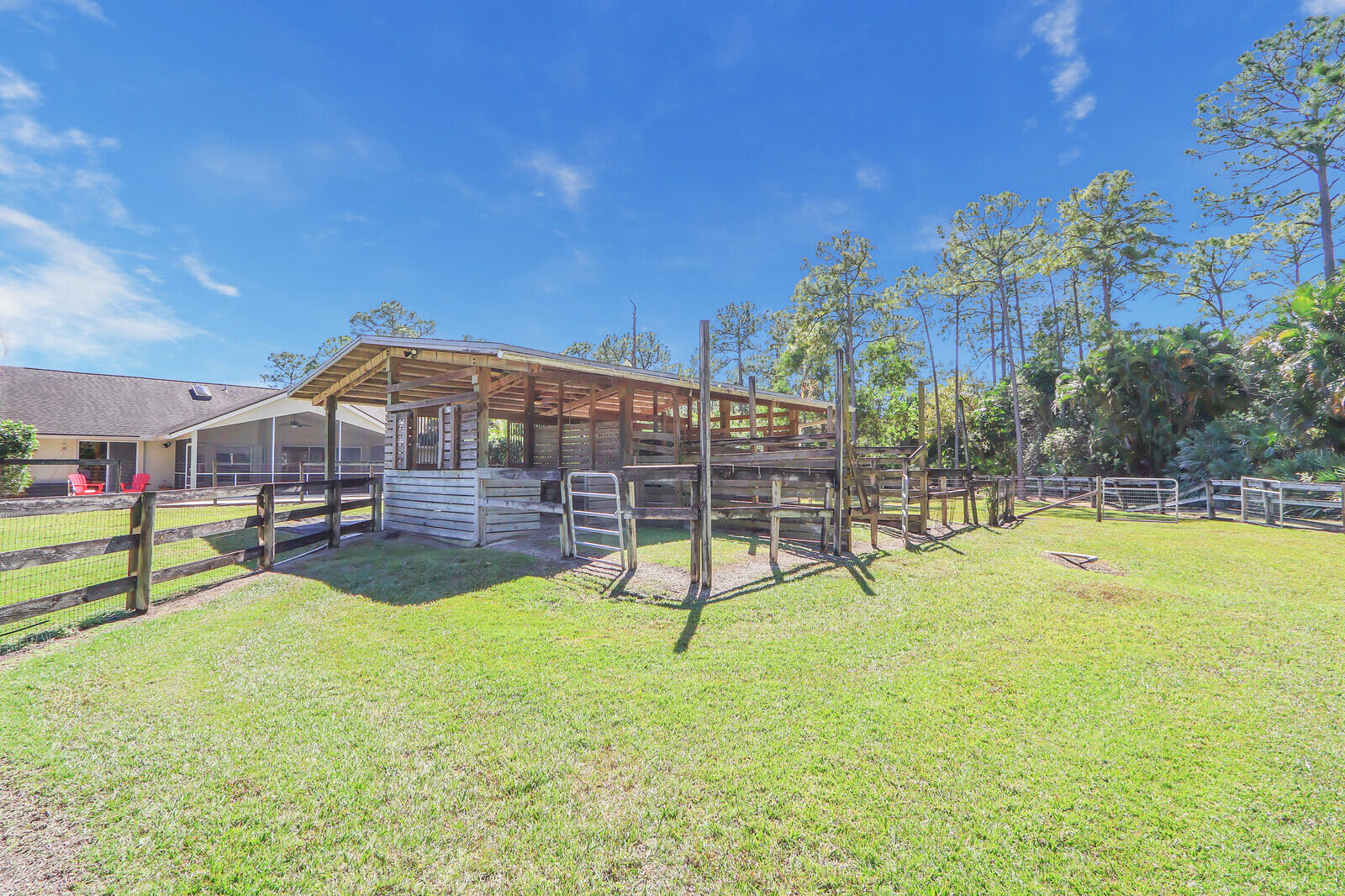 15595 Mellen Lane