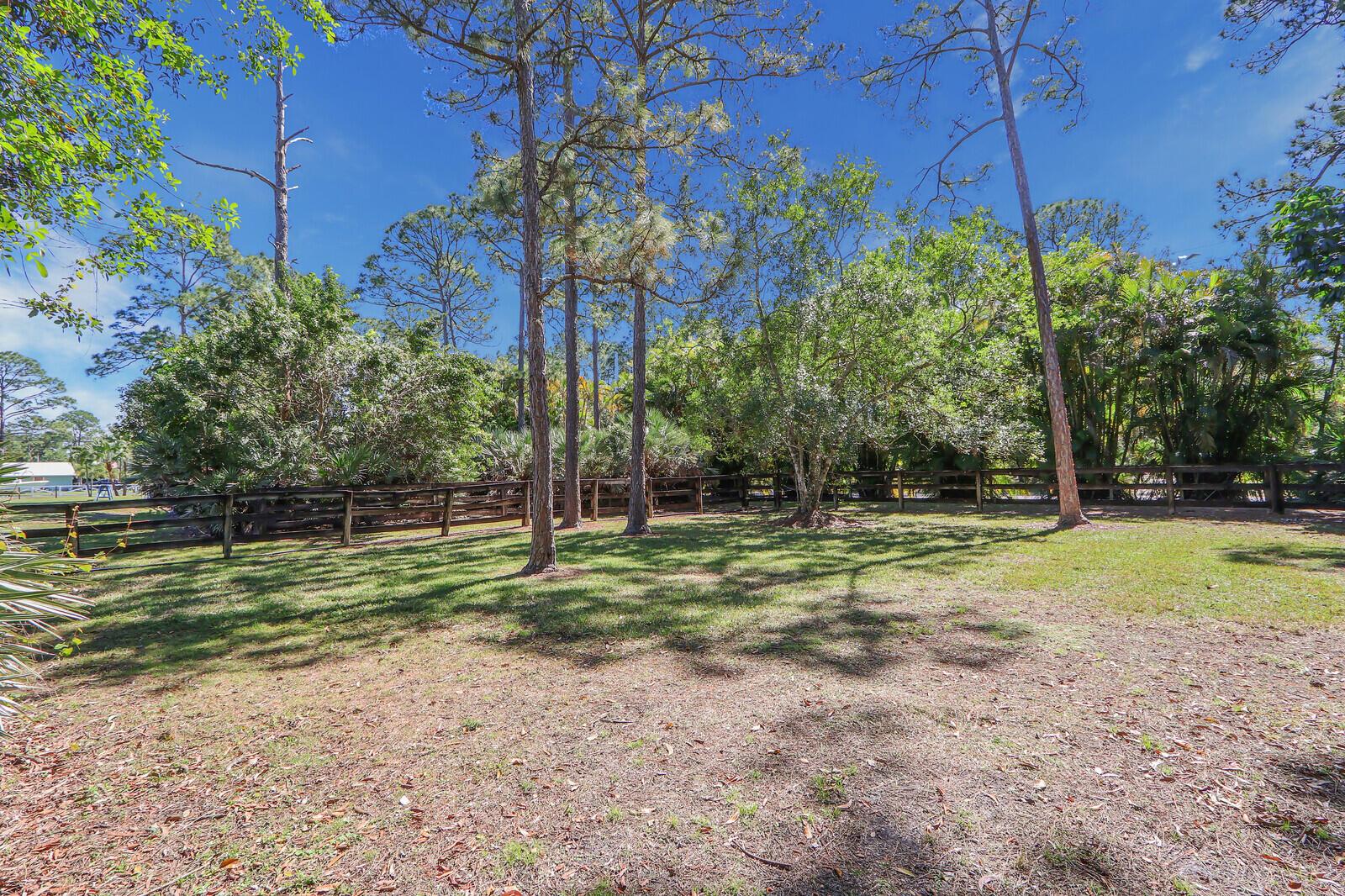 15595 Mellen Lane