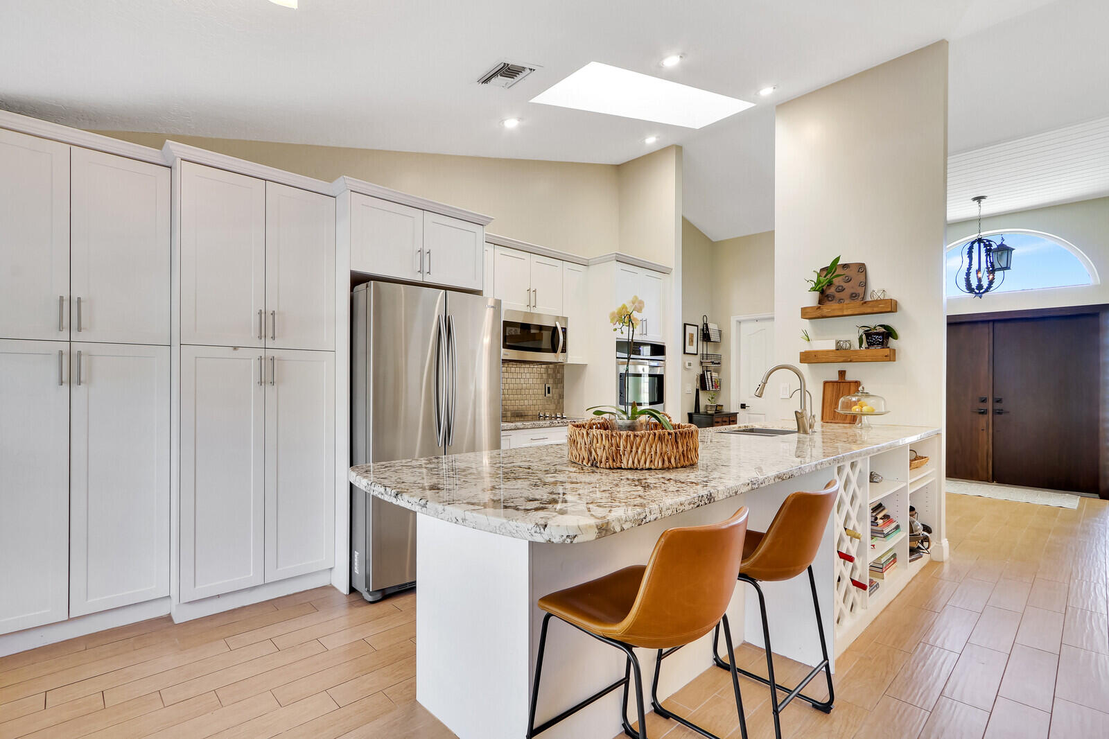 15595 Mellen Lane