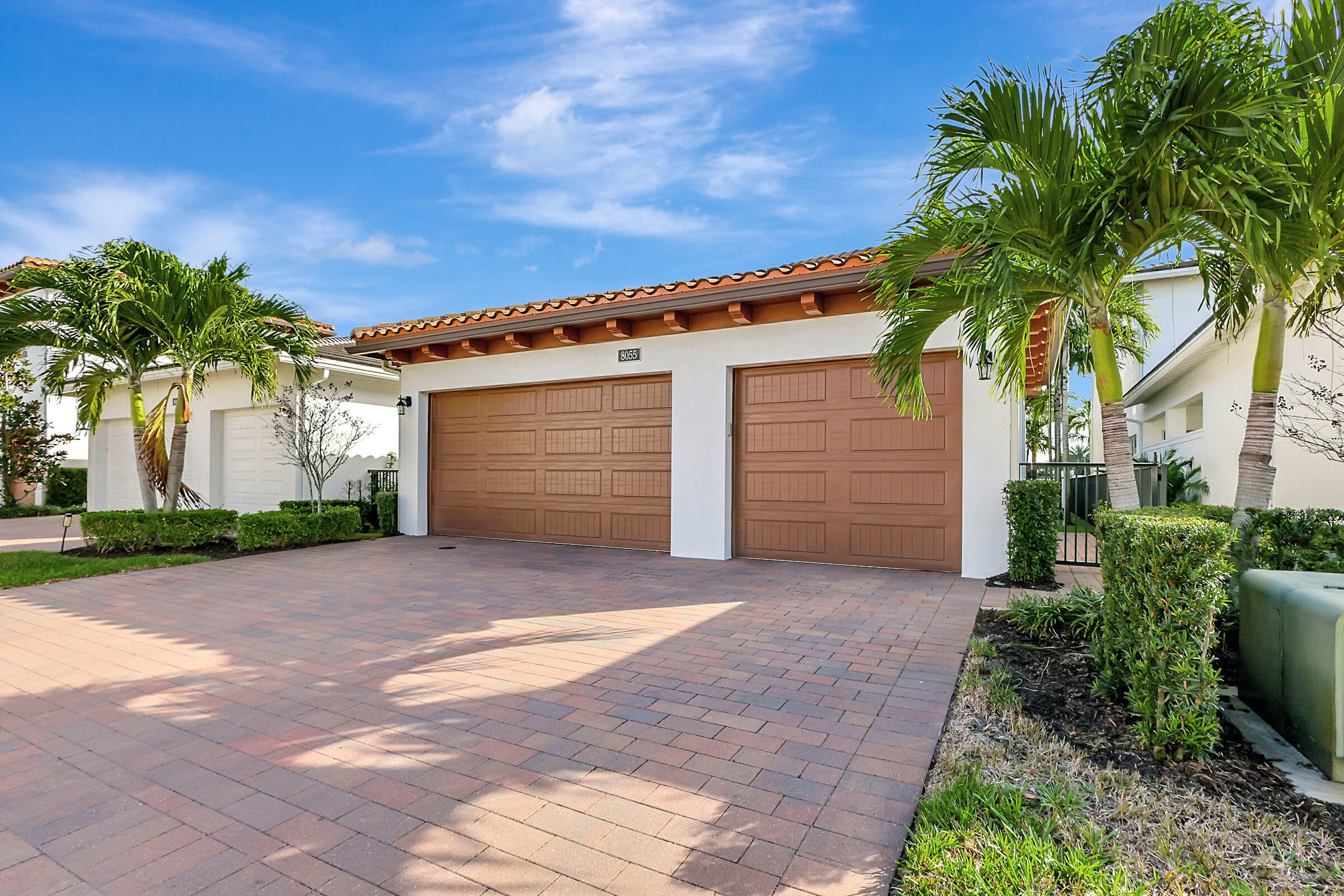 8055 Hobbes Way