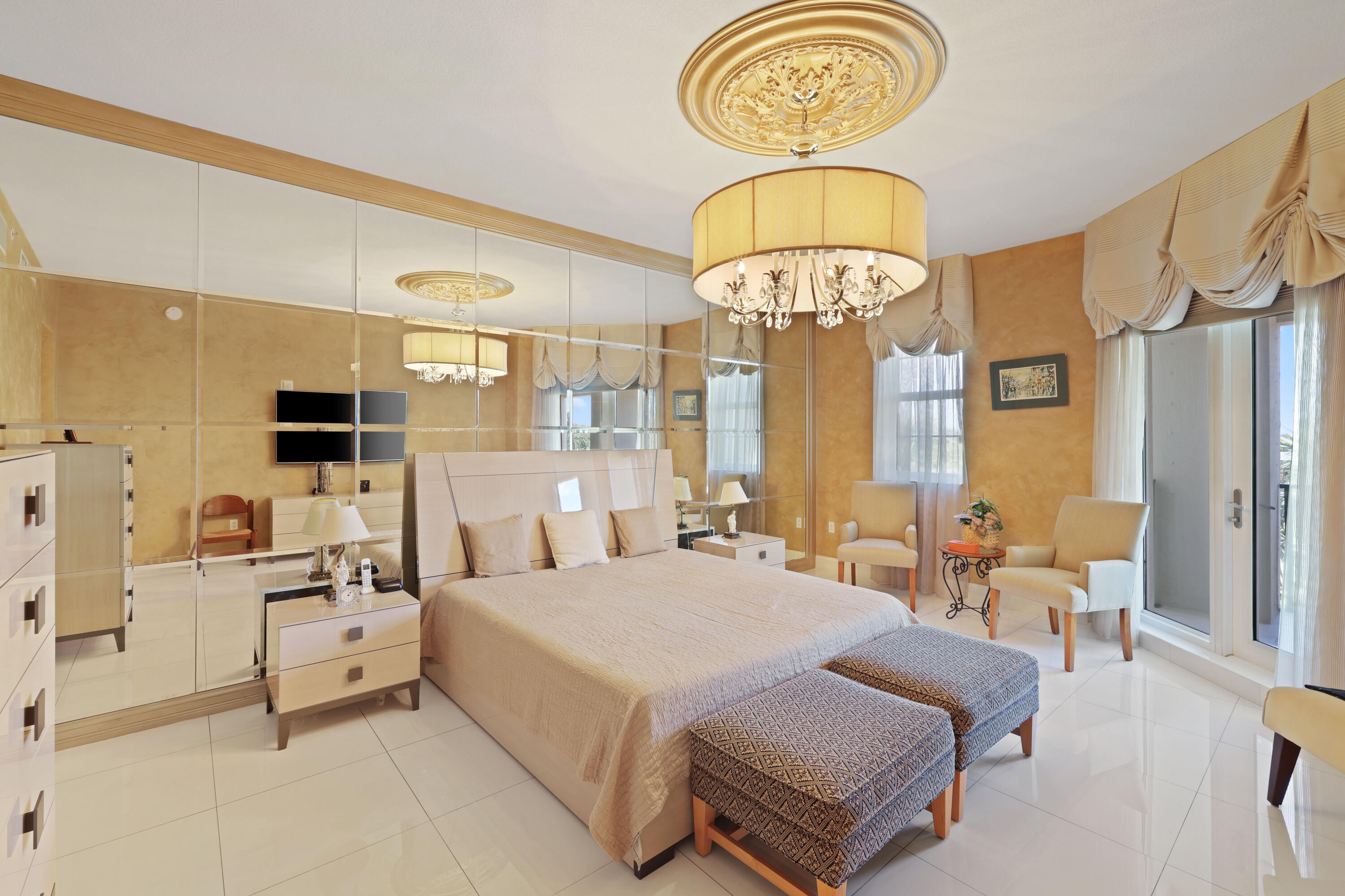 1 N Ocean Boulevard 304