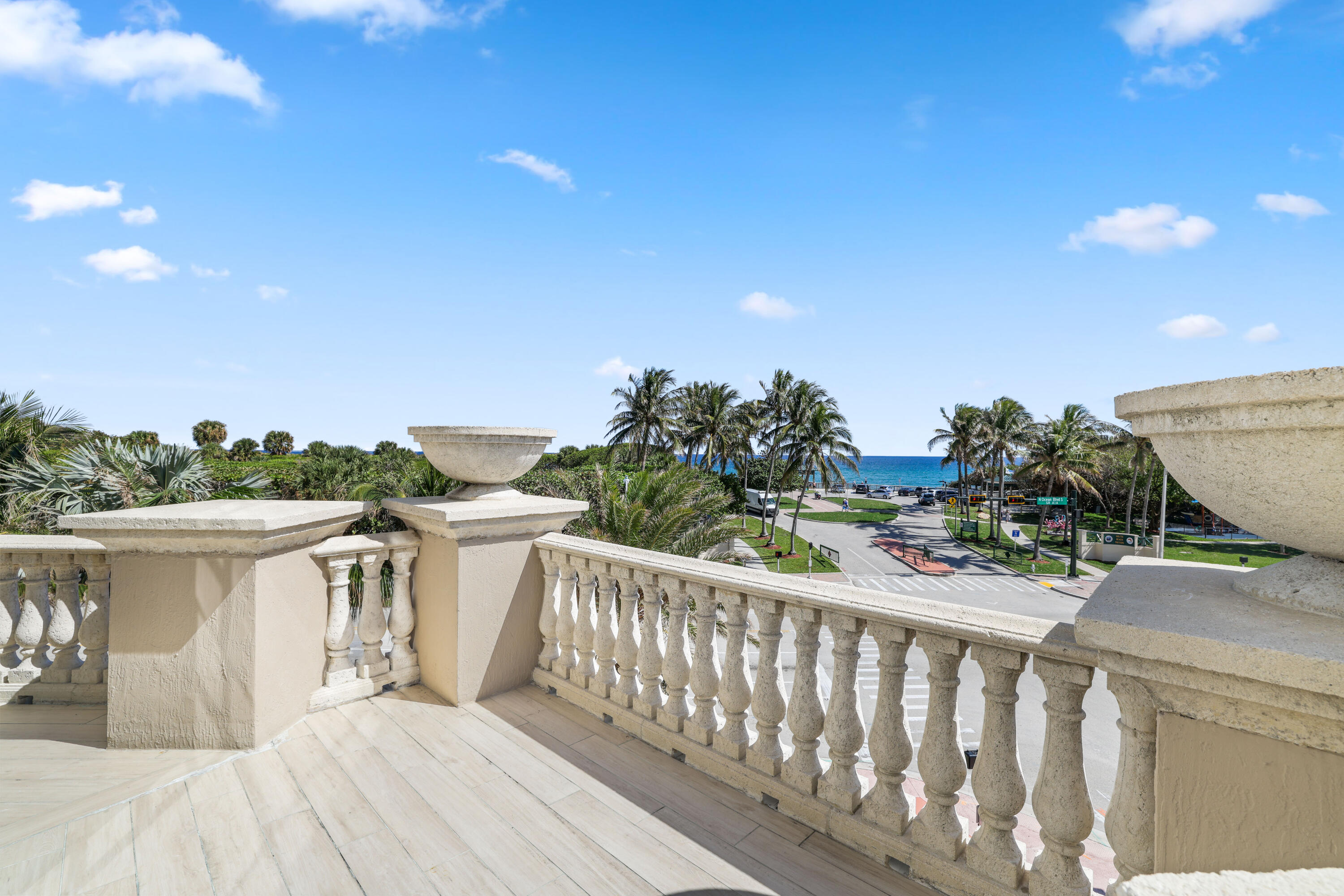 1 N Ocean Boulevard 304