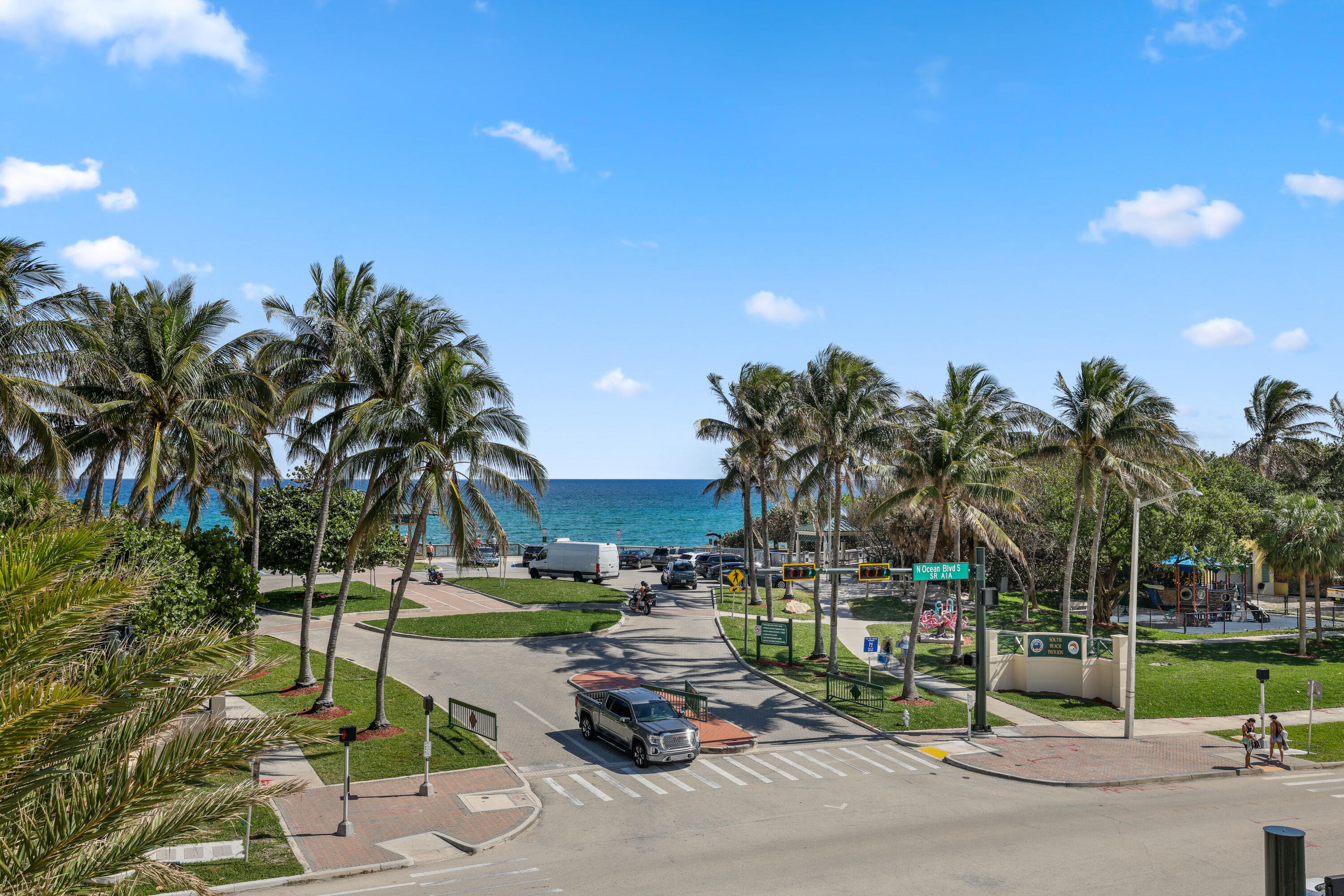 1 N Ocean Boulevard 304
