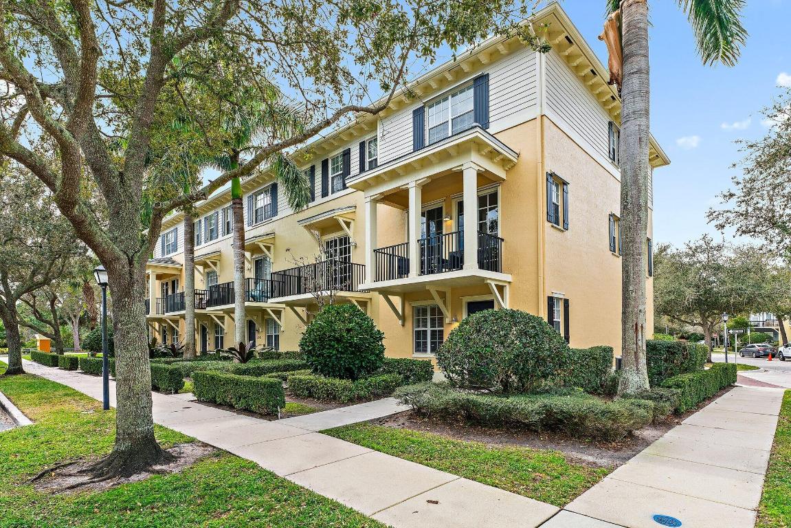 290 Quarry Knoll Way