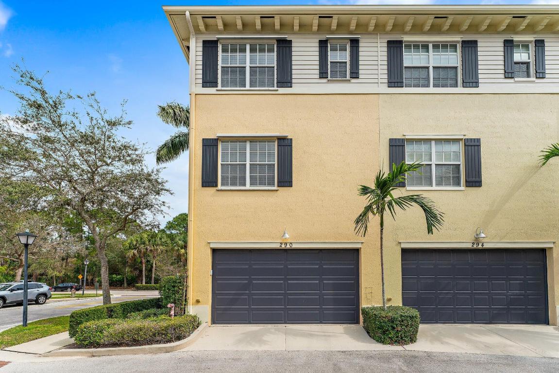 290 Quarry Knoll Way