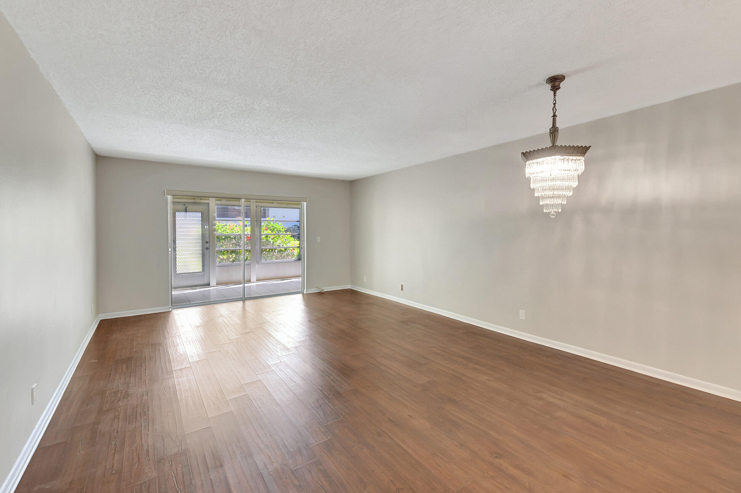 6625 S Oriole Boulevard 106