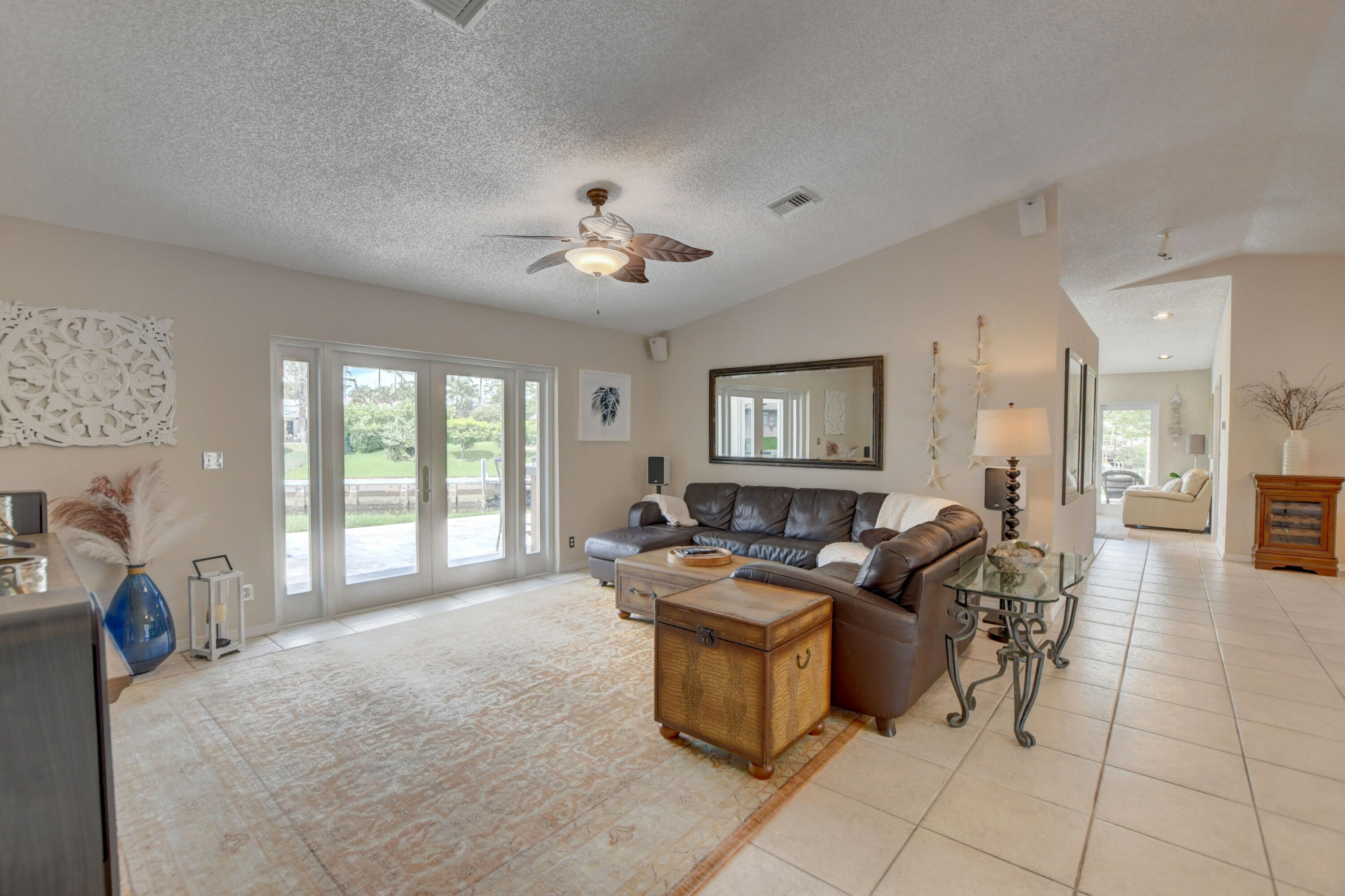 800 Walnut Terrace