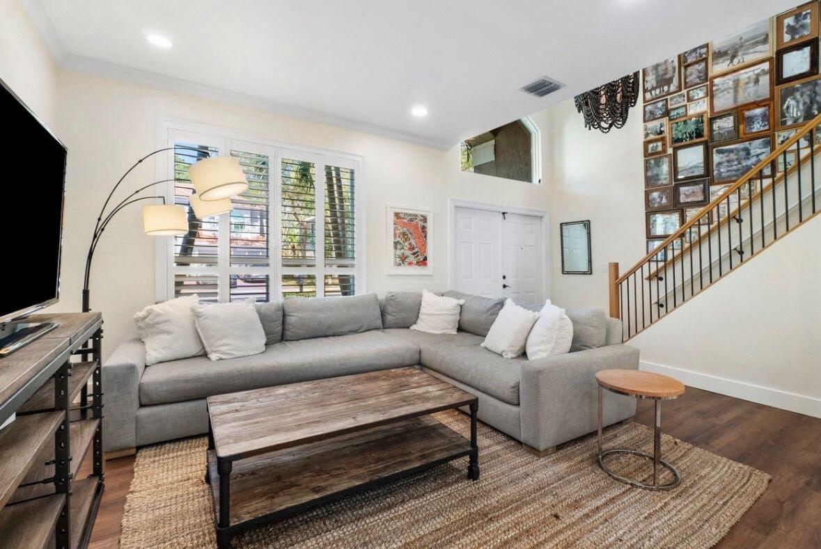 215 Lone Pine Drive