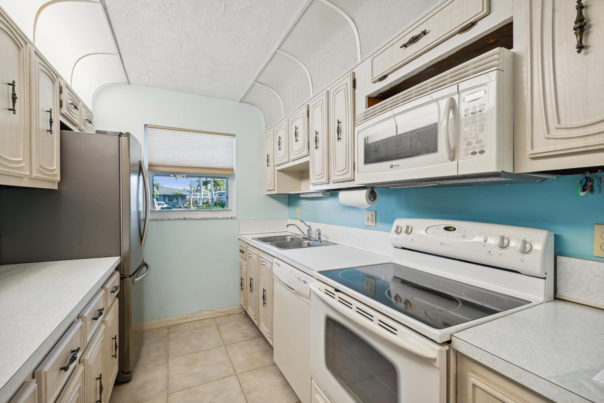 802 High Point Drive E A