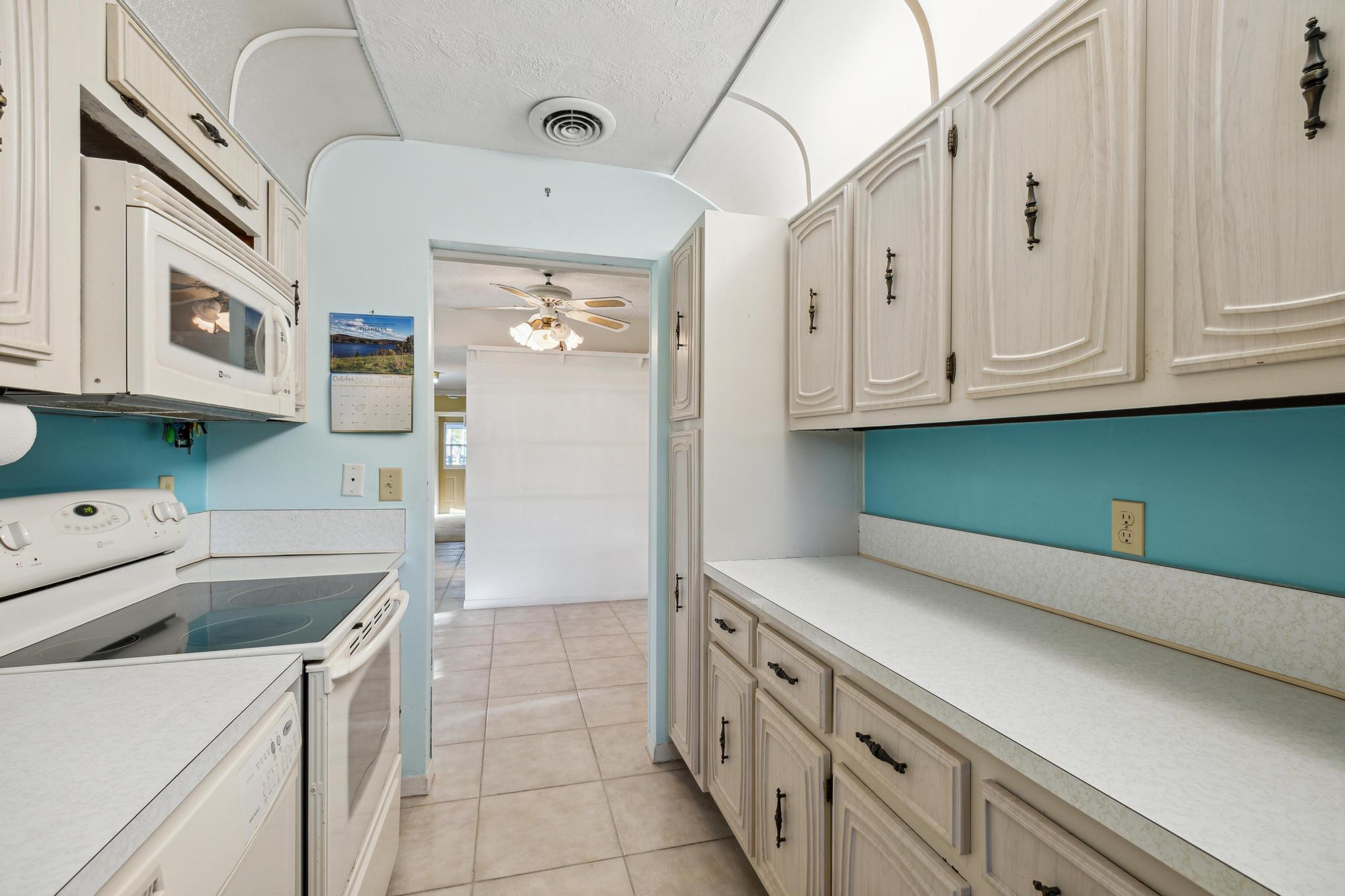 802 High Point Drive E A