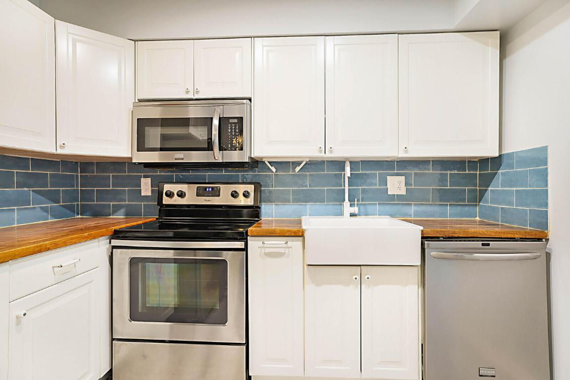 9815 Pineapple Tree Drive 108