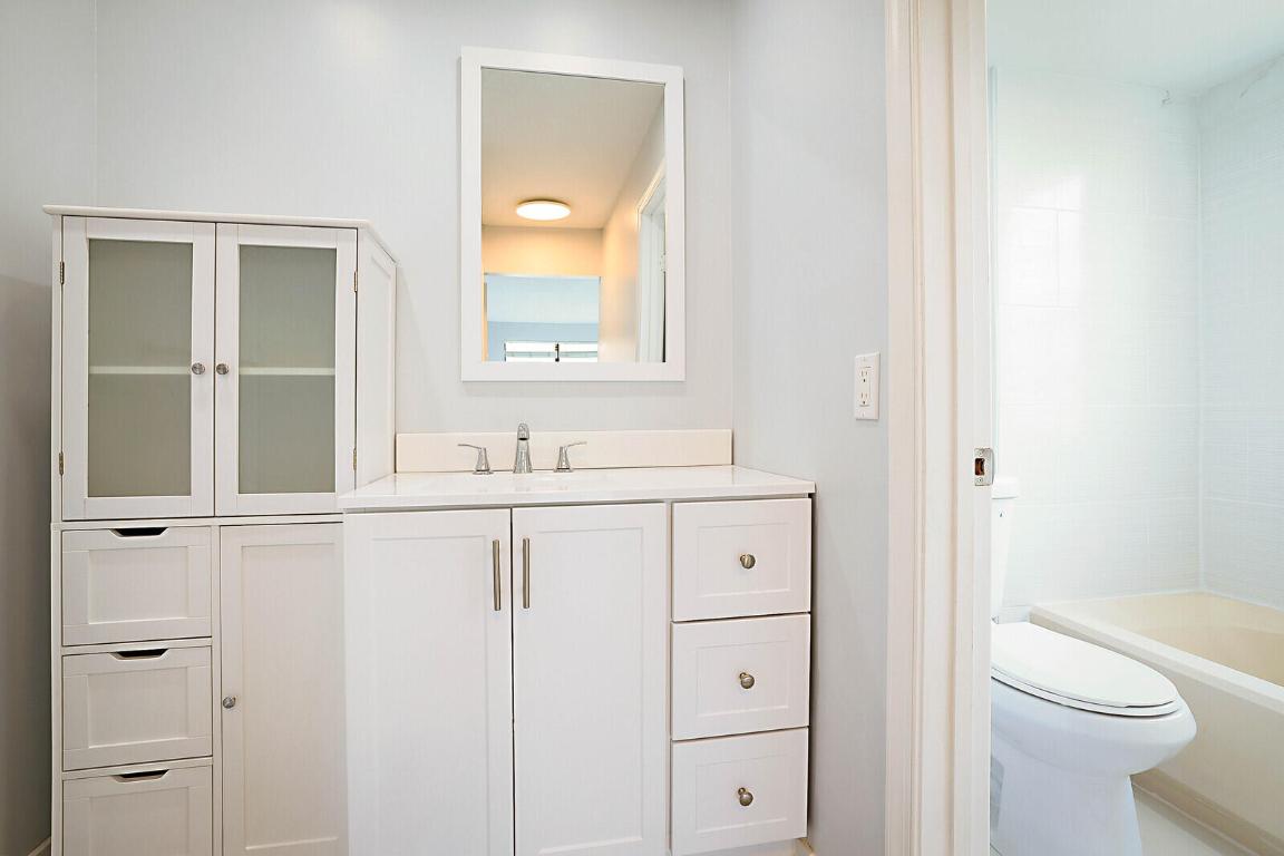 9815 Pineapple Tree Drive 108