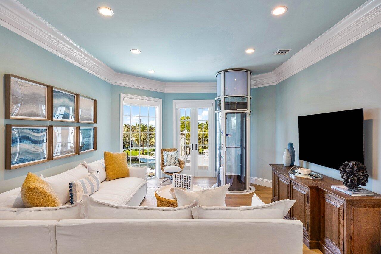 6782 N Ocean Boulevard